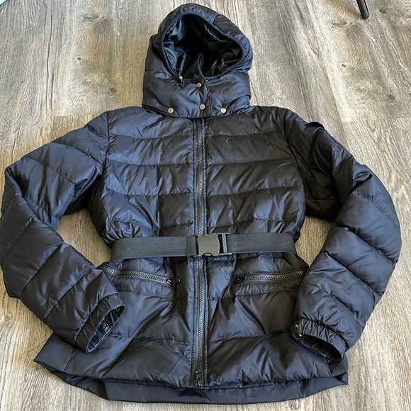 BlueSand 44 Women’s Belted Hooded Black Puffer Jacket, see pictures for sizing - Picture 1 of 10